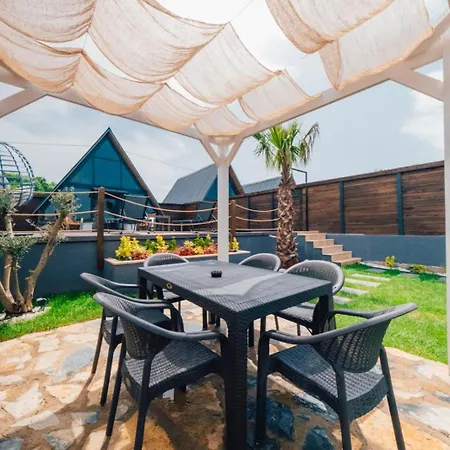 Club Armada Bungalow *