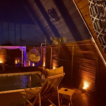 Club Armada Bungalow *