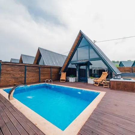 Club Armada Bungalow *