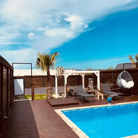 Club Armada Bungalow