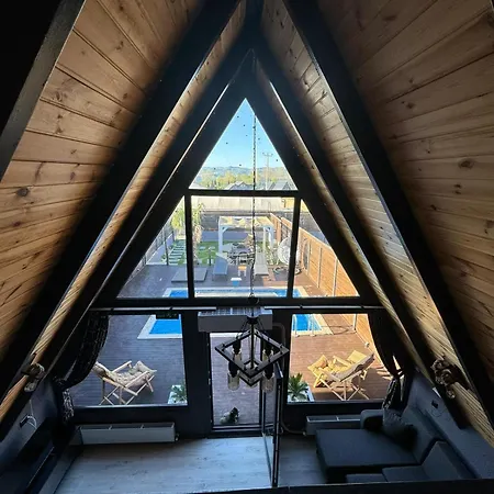 Club Armada Bungalow شقة فندقية *